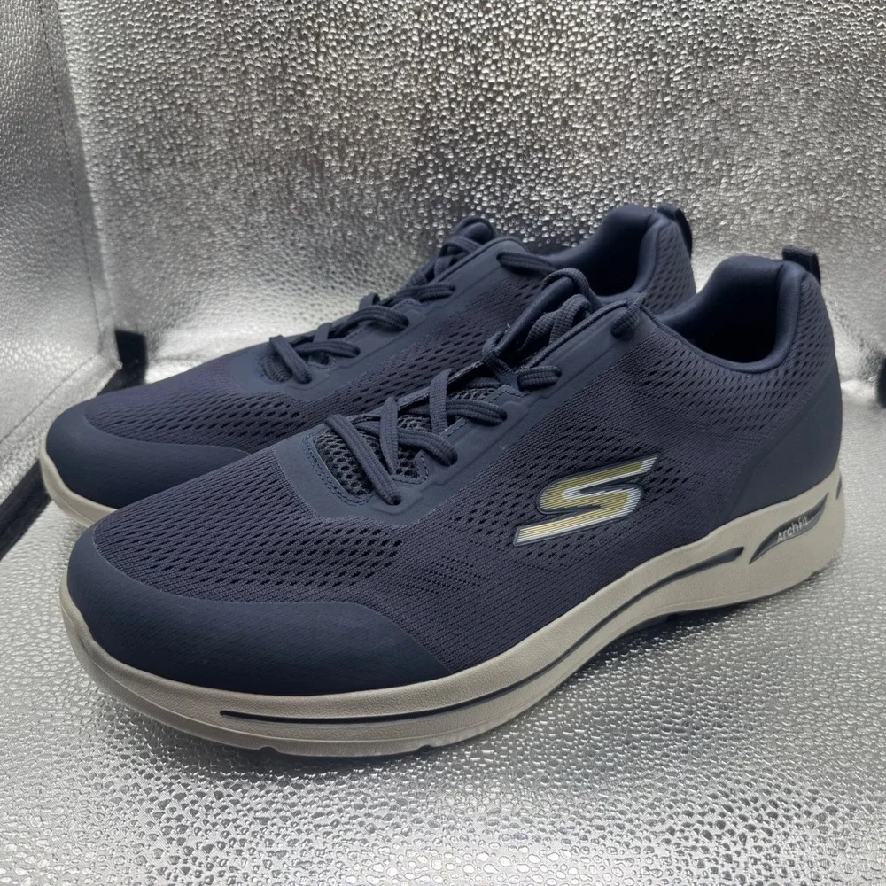 Size 15 Skechers Go Walk Arch Fit Sneaker Mens Navy Excellent Wide Fit 216116WW